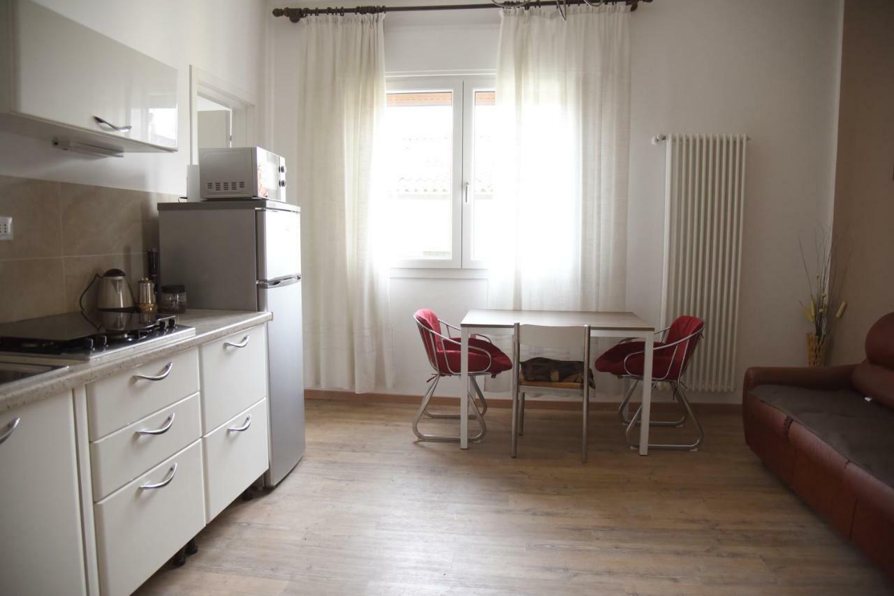 Cozy 5 People Apartament Mogliano Veneto Exterior photo
